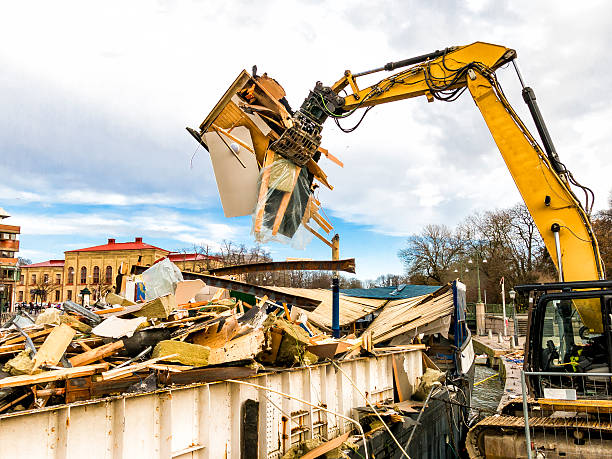 Best Construction Debris Removal  in Batavia, IL